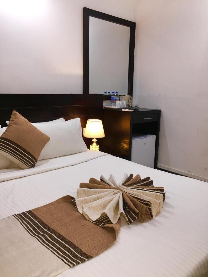 Oyo Motelvip Colombo Esterno foto